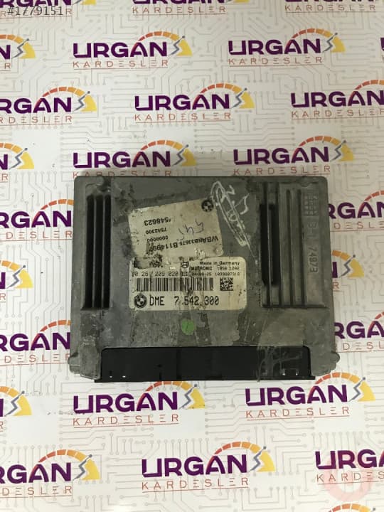 0261209020 7542300 BMW X5 MOTOR BEYNİ BOSCH ECU