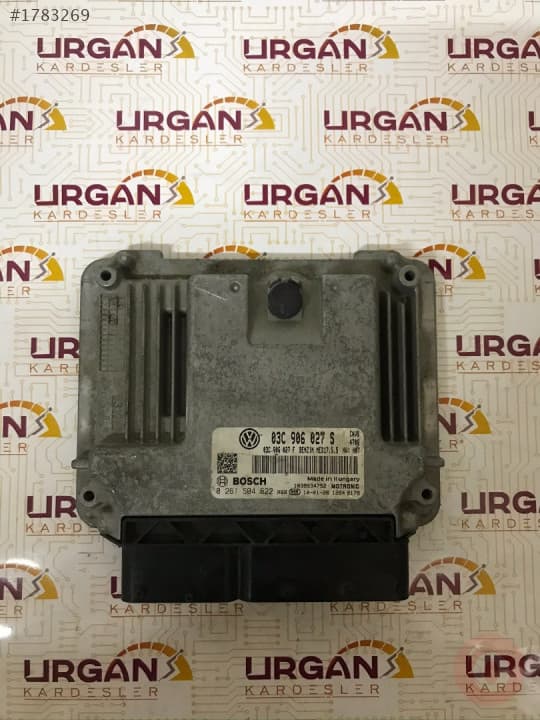 0261S04622 03C906027S MED17.5.5 V.W TOURAN MOTOR BEYNİ  ECU