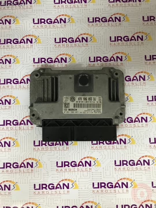 0261S08021 07K906055DJ ME17.5.6  V.W JETTA MOTOR BEYNİ BOSCH