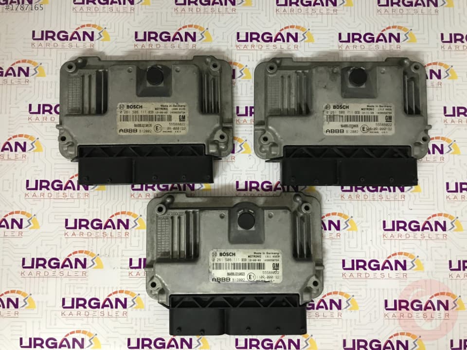 0261S08111 55588022 OPEL MERİVA ZAFİRA MOTOR BEYNİ BOSCH ECU