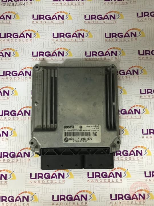 0281014437 DDE7806976 BMW E60 5.30 MOTOR BEYNİ BOSCH ECU