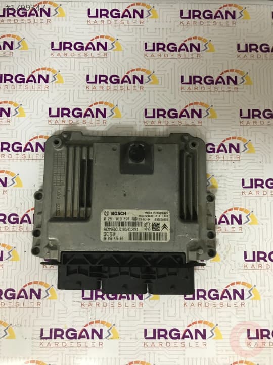 0281019820 9805947580 PEUGEOT 208 MOTOR BEYNİ  EDC17C10 BOSC