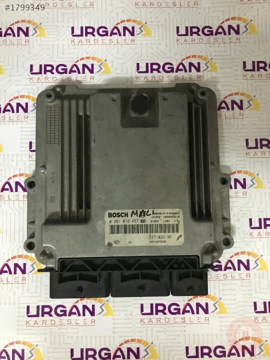 0281019889 237102747R RENAULT CAPTUR MOTOR BEYNİ  BOSCH ECU