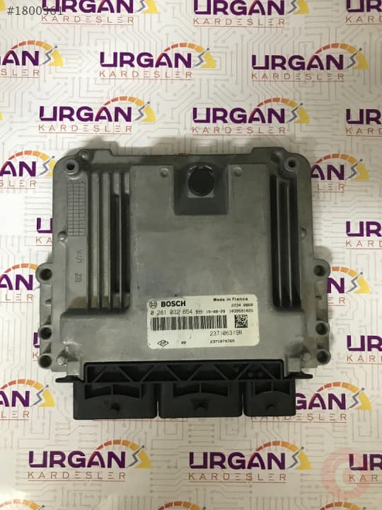 0281032654 237106319R RENAULT CLİO MOTOR BEYNİ  BOSCH ECU
