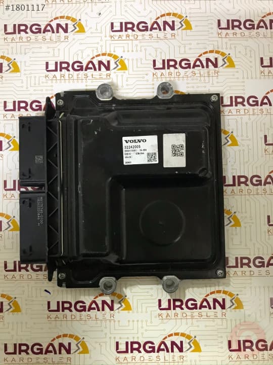 32242005 VOLVO XC90 MOTOR BEYNİ  ECU DENSO