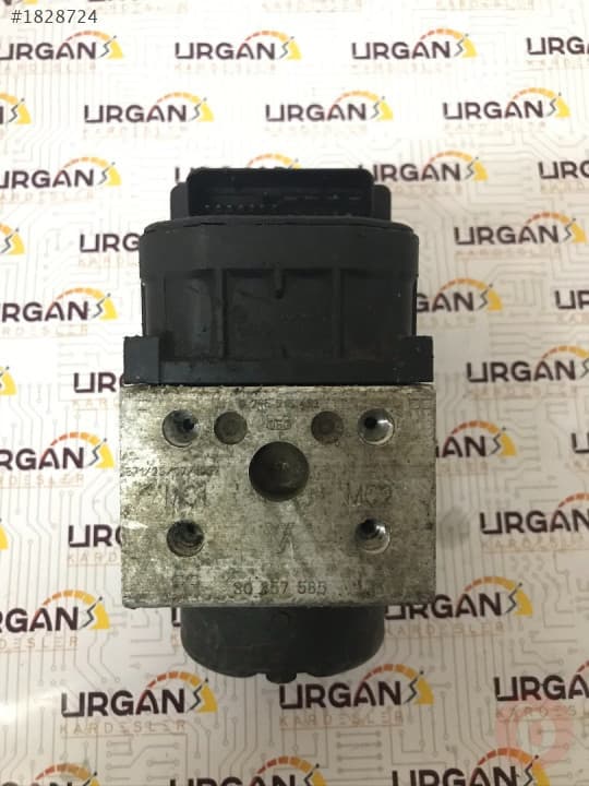 0265216462 30857585 Volvo V40  BOSCH ABS BEYNİ