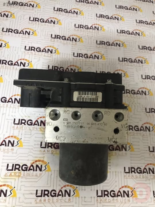 0265230737 9666543280   PEUGEOT 508  BOSCH  ABS BEYNİ