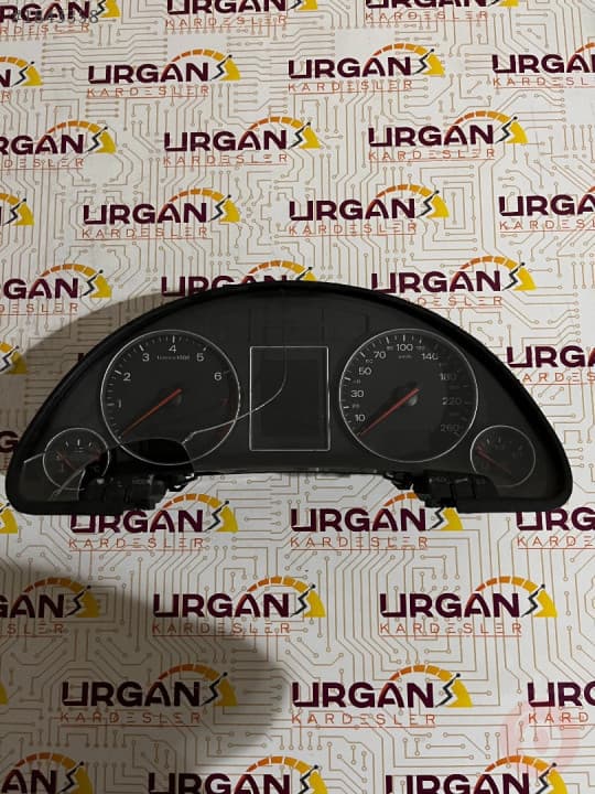 8E0920900L AUDİ A4 GÖSTERGE PANELİ