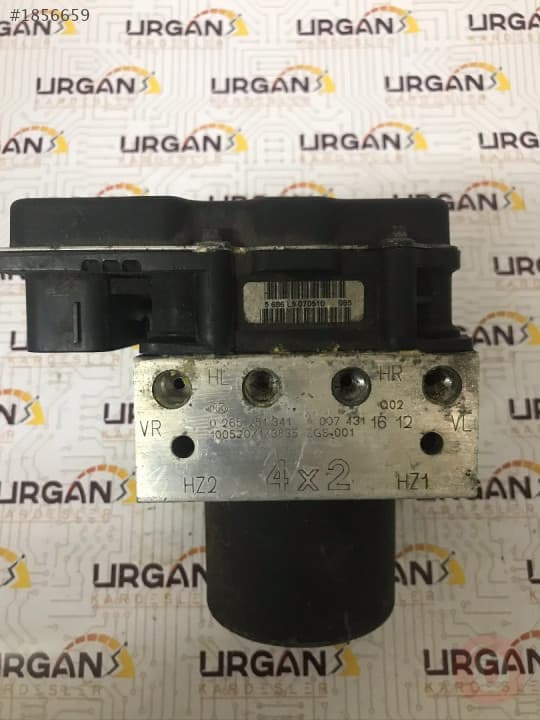 0265951507 0265521341 A0074311612  Mercedes Vito  BOSCH ABS