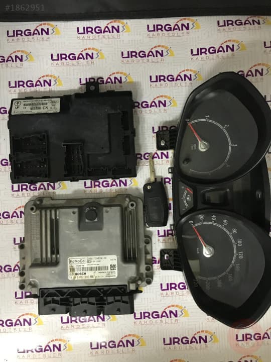 DA6A-12A650-MA AV1T-15K600-CK FORD FİESTA BEYİN SETİ