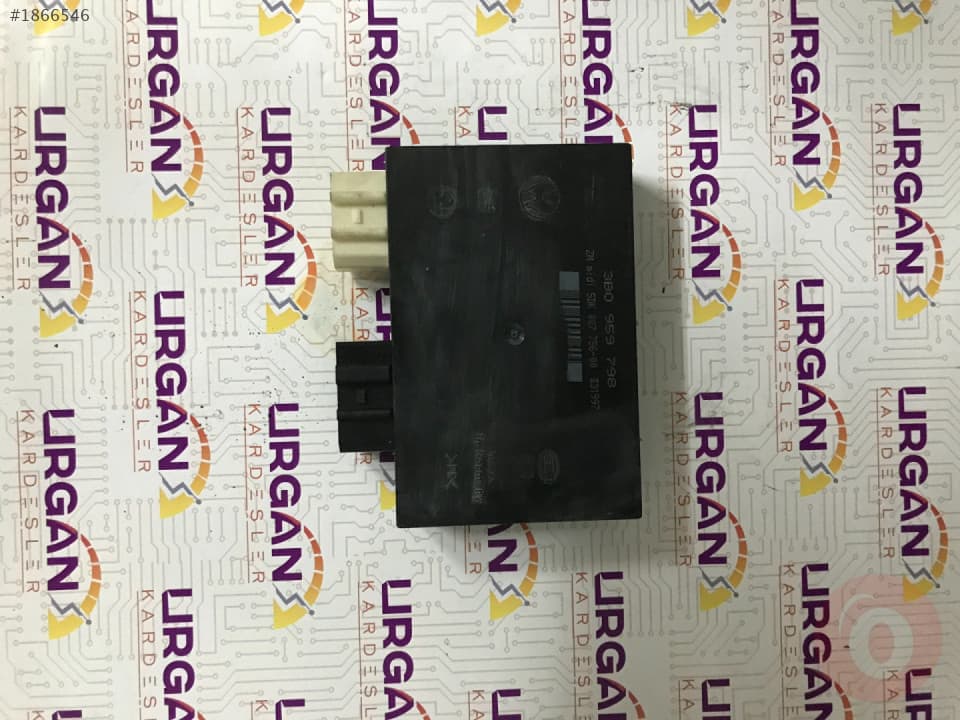 5DK007756-00 3B0959798  VW PASSAT HELLA KONFOR