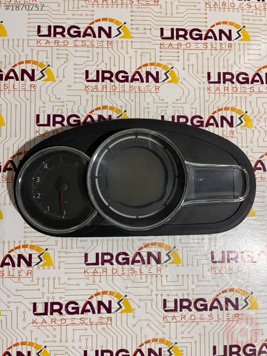 248102884R RENAULT FLUENCE/MEGANE3 GÖSTERGE PANELİ KM SAATİ