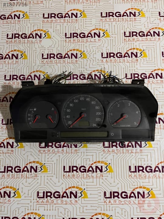 9472523 VOLVO V70 GÖSTERGE PANELİ KM SAATİ