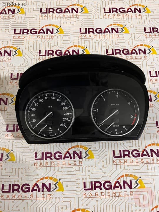BMW E90 316İ DİZEL GÖSTERGE PANELİ KM SAATİ