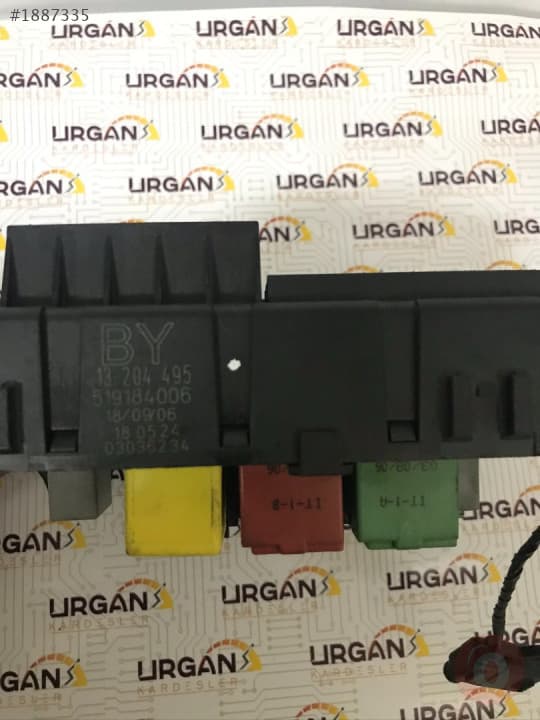 13204495 519184006  OPEL VECTRA SIGORTALIK