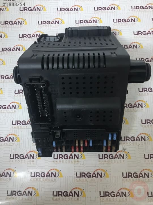 30728542 12243779  VOLVO XC70 CEM BEYNİ