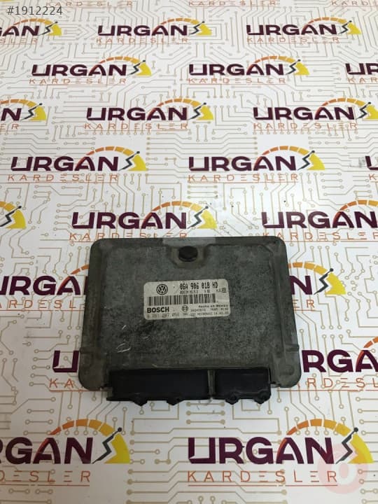 06A906018HD 0261207056 AUDI A8 MOTOR BEYNİ