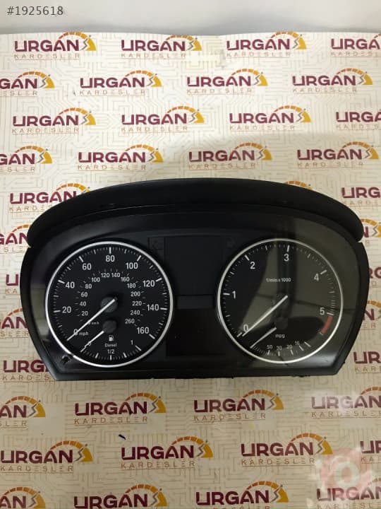 9220964 BMW E90 KM SAATİ JOHNSON CONTROLS