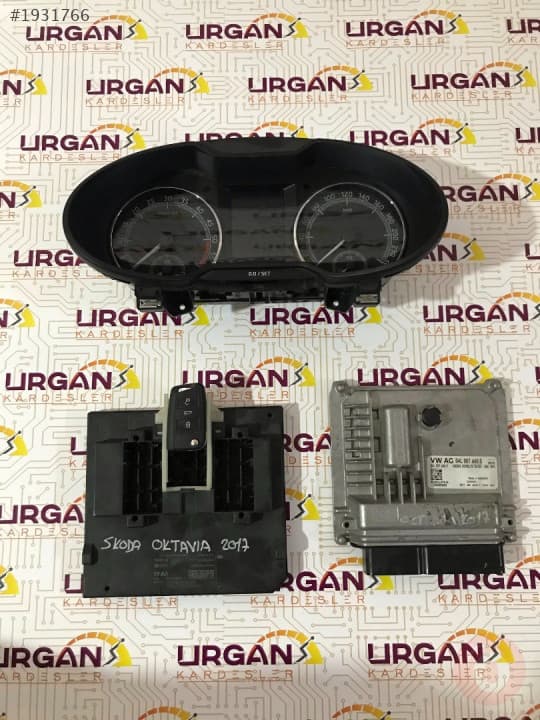 04L907445E 5E0920781D SKODA OCTAVİA BEYİN SETİ