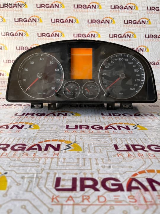 1T0920862E VW TOURAN  GÖSTERGE  PANELİ KM SAATİ