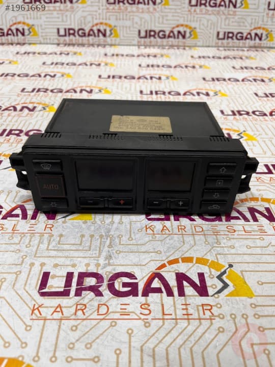 5HB006500 4A0820043F AUDI A4 KLİMA KONTROL PANELİ