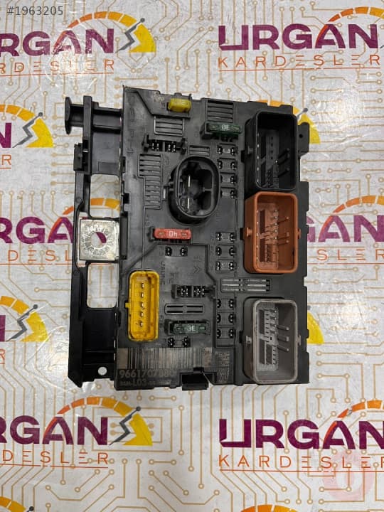 9661707880 CITROEN C3 SİGORTA KUTUSU