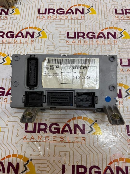 51737295 FIAT PALIO SİGORTA KUTUSU