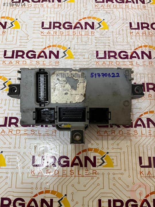 51770622 FIAT DOBLO SİGORTA KUTUSU