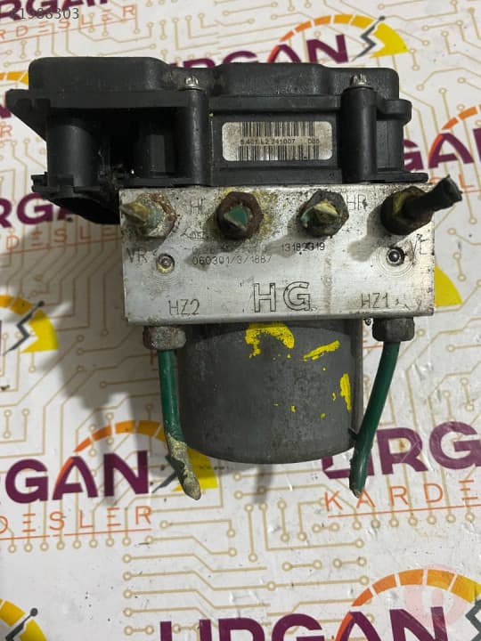 13182319 0265800770 OPEL CORSA ABS BEYNİ