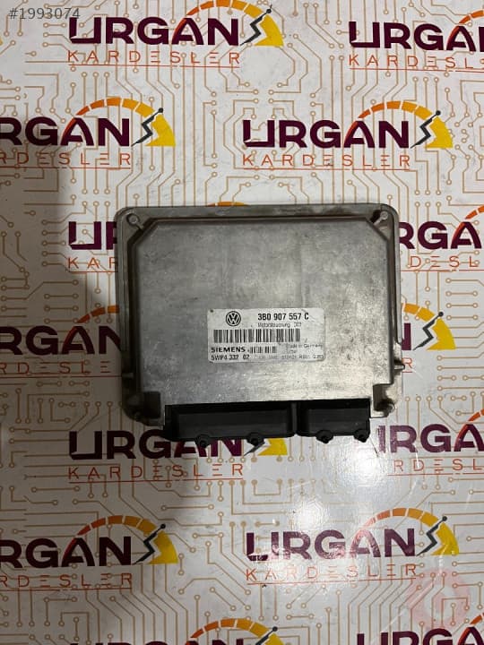 3B0907557C 5WP4332 02 VW PASSAT MOTOR BEYNİ