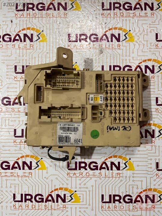 91950-A6041 HYUNADI İ30 SİGORTA KUTUSU