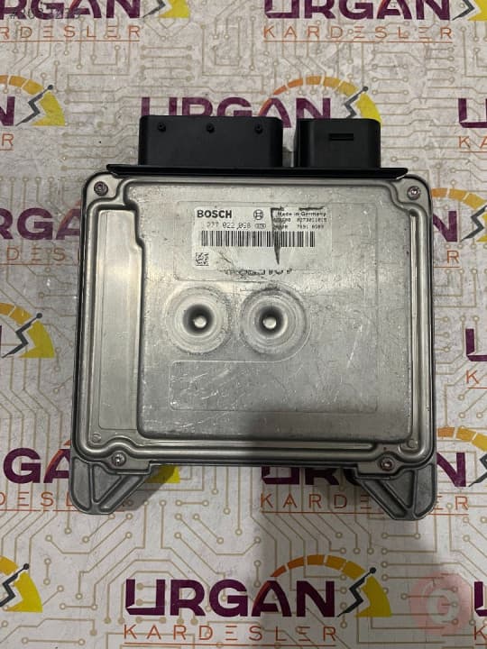 277022098 BMW 5 SERISI MOTOR BEYNİ