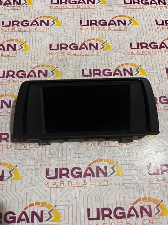 9270391 04 U BMW F20 E83 1 VE X3  SERİSİ NBT