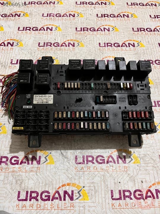 20476480-P01 VOLVO FM12 SİGORTA KUTUSU