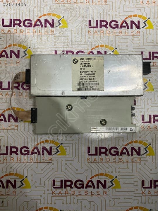 6525 6924004-01 BMW E65 745İ ANTEN AMPFİLİKATÖR PLAKASI