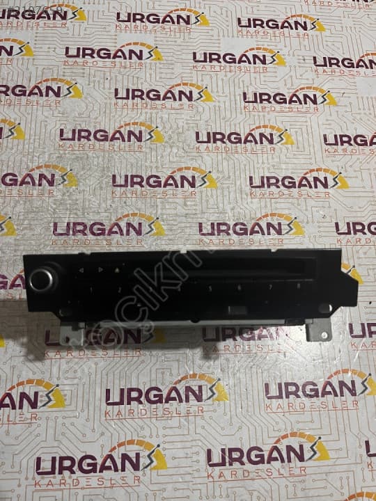 9192680 BMW E60 CD ÇALAR & RADIO (2)