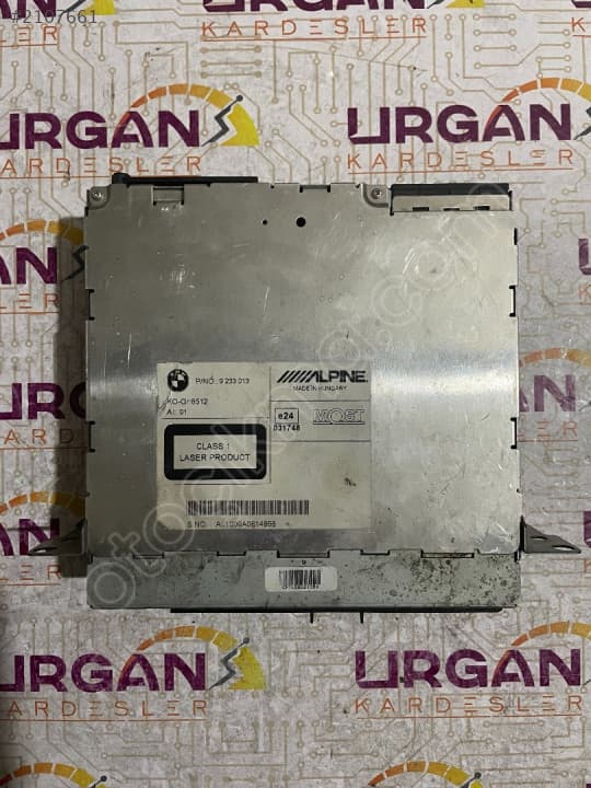 9233013 BMW F10 CD ÇALAR & TEYP