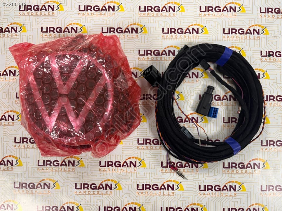 VOLKSWAGEN PASSAT B8 GERİ GÖRÜŞ KAMERA VE TESİSATI