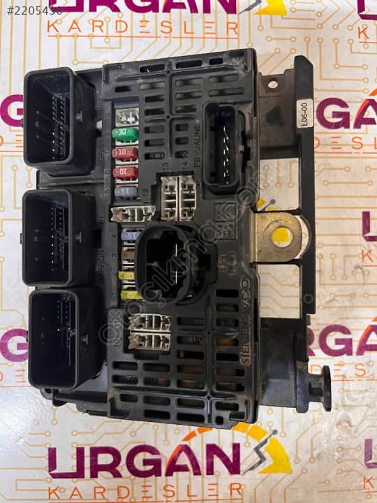 9658539680 S118983006 M CITROEN C4 C5 C8 SİGORTA KUTUSU