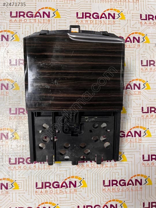83145006 2727443-1 BMW G30 5 SERİSİ AHŞAP ORTA SAKLAMA GÖZÜ
