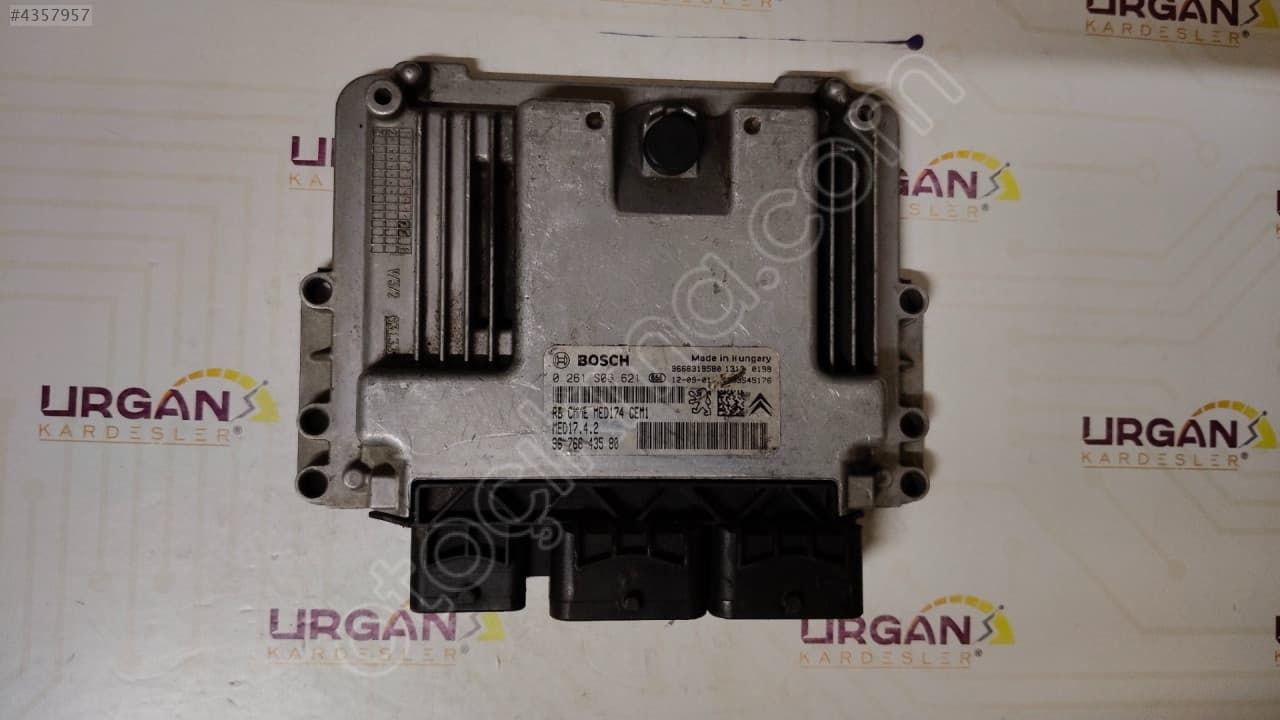 9676643580 0261S06621 PEUGEOT RCZ MED17.4 MOTOR BEYNİ