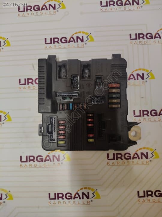 8200306033C RENAULT MEGANE II  UPC BEYNİ