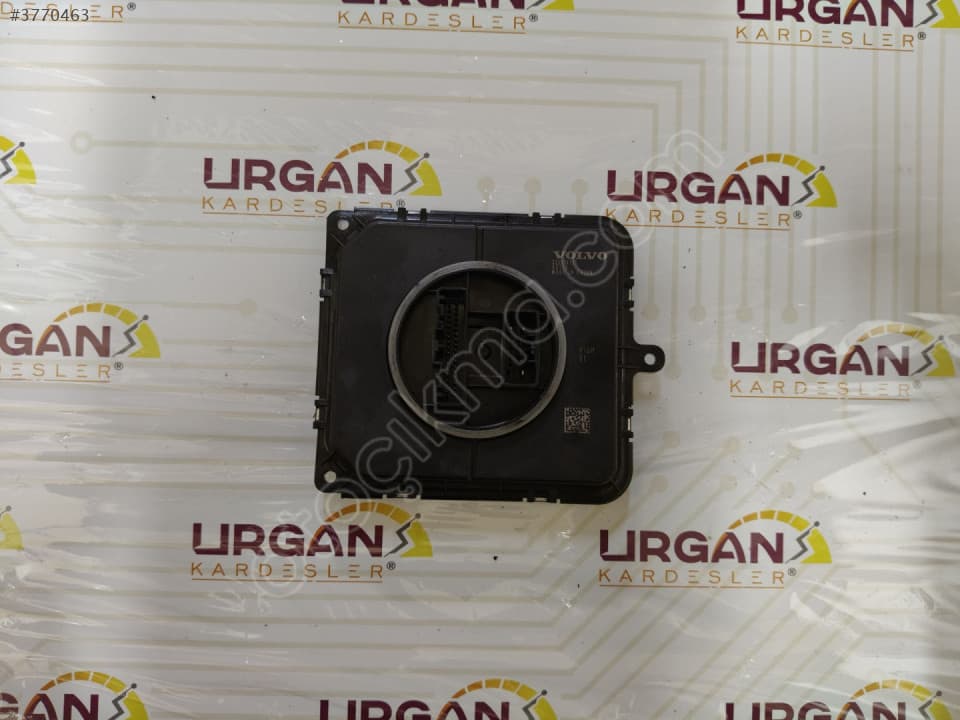 32337412-AD766 VOLVO XC60 LED FAR BEYNİ