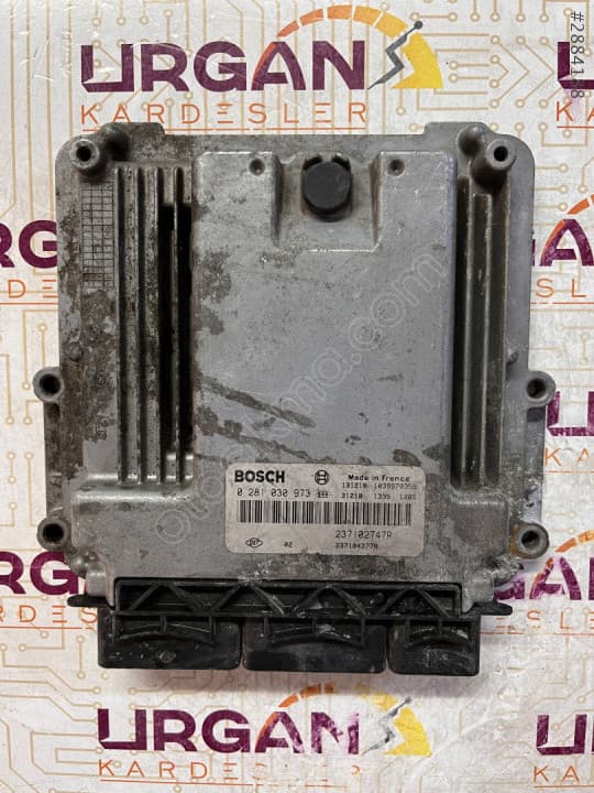 237102747R 0281030973 RENAULT CLIO IV MOTOR BEYNİ
