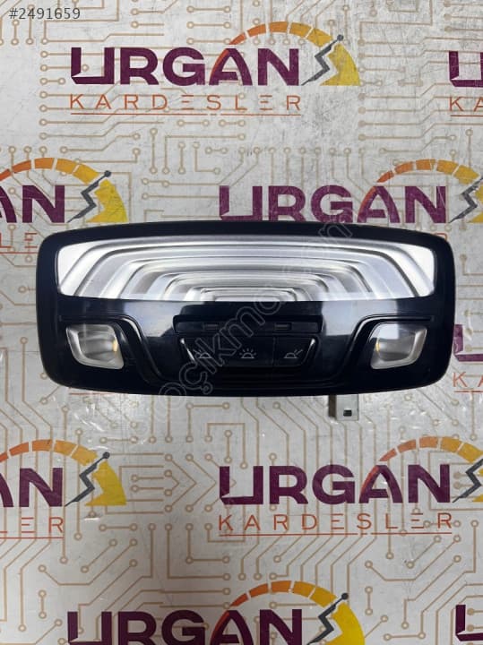 43684861401 BMW G30 5 SERİSİ ARKA ORTA TAVAN LAMBASI