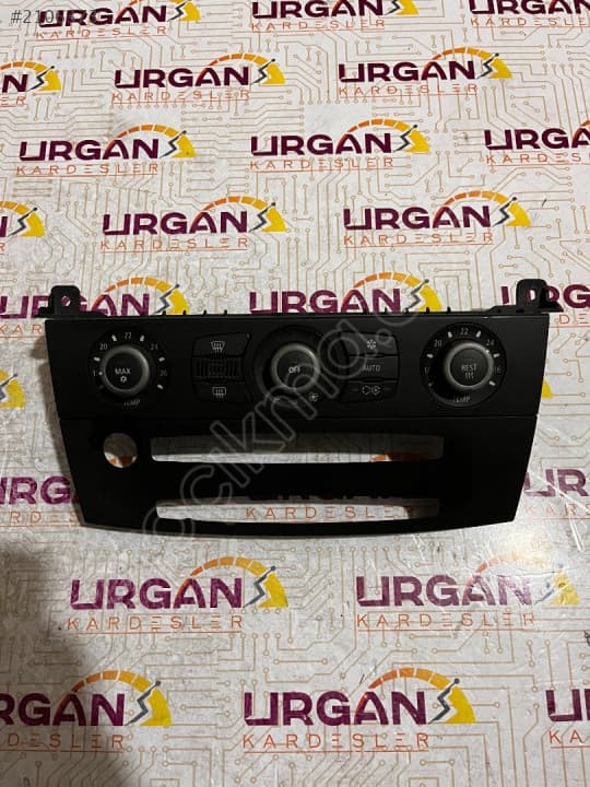 6411 6956827 BMW E60 KLİMA KONTROL PANELİ