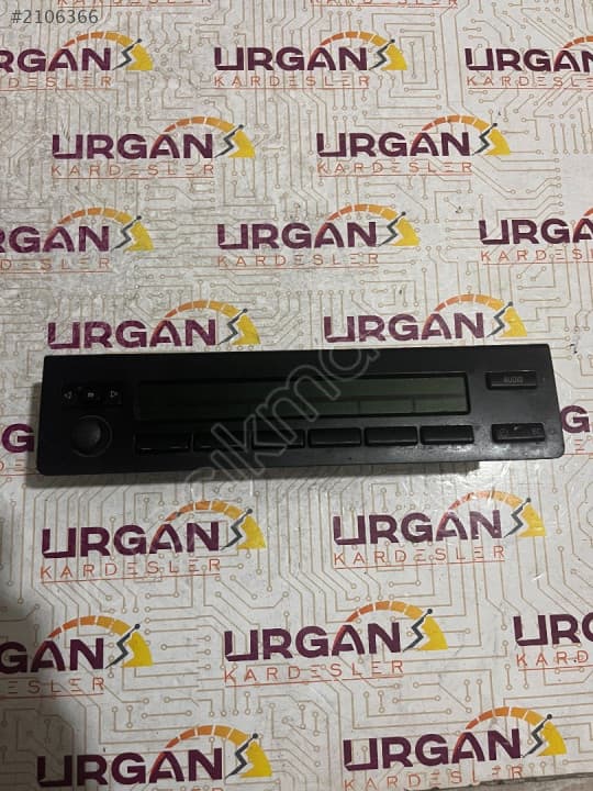 65.82-8360737 BMW E39 RADIO CONTROL PANELİ