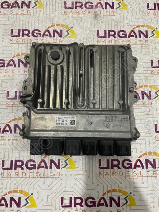 8689722-01 0261S18458 BMW F30 3 SERİSİ SIFIR MOTOR BEYNİ