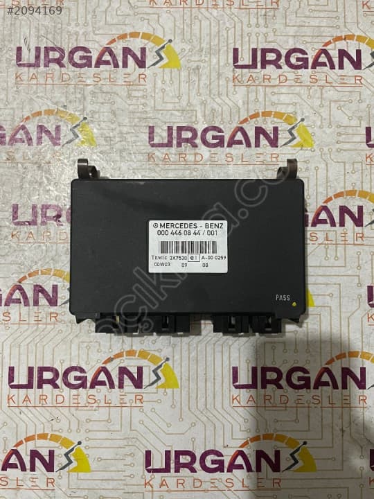 0004460844-001 MERCEDES ACTROS MERKEZI KILIT BEYNİ