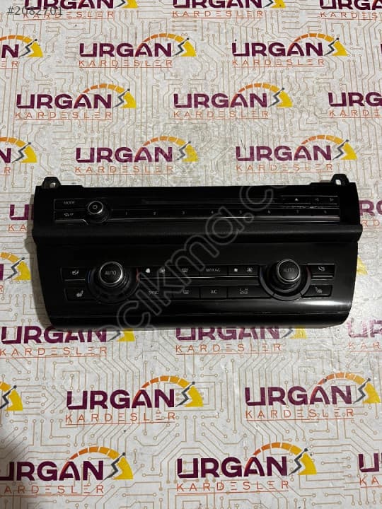 6805770-01 BMW F10 F11 KLIMATRINİC RADIO VE KLİMA KONTROL